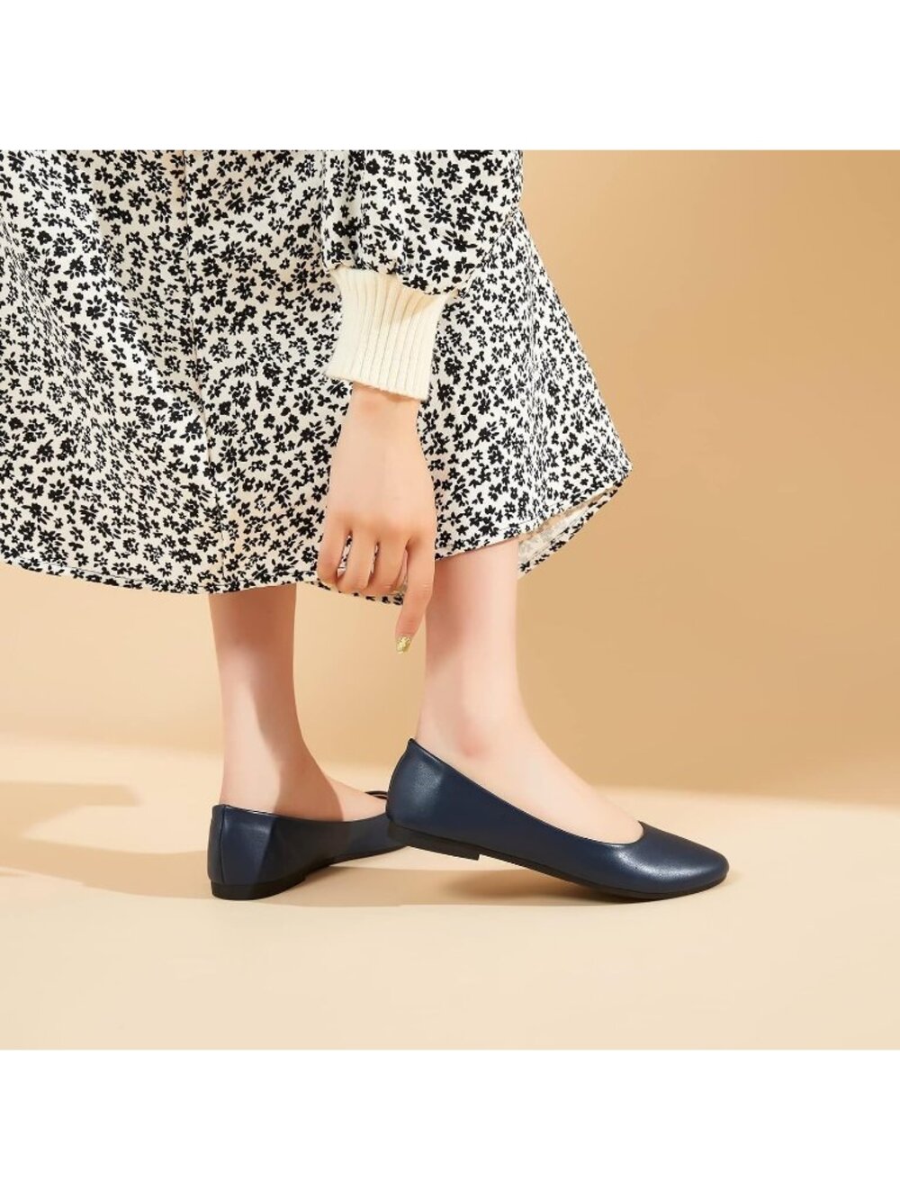 Women's Navy Blue Leather Ballet Flats Slip On Comfortable Classic Dress Shoes - Picture 3 of 6